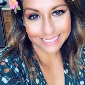 Meet your Posher, Noemi